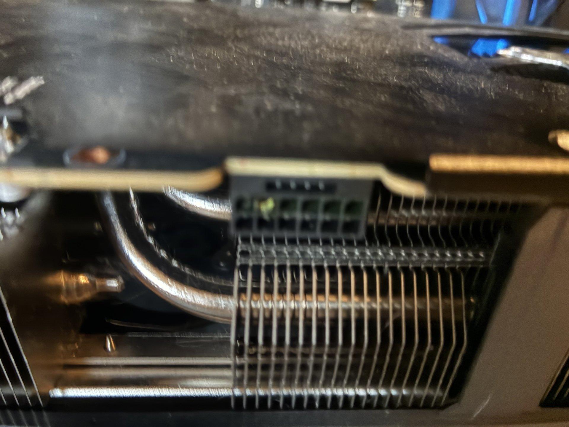 RTX 5090 derretida